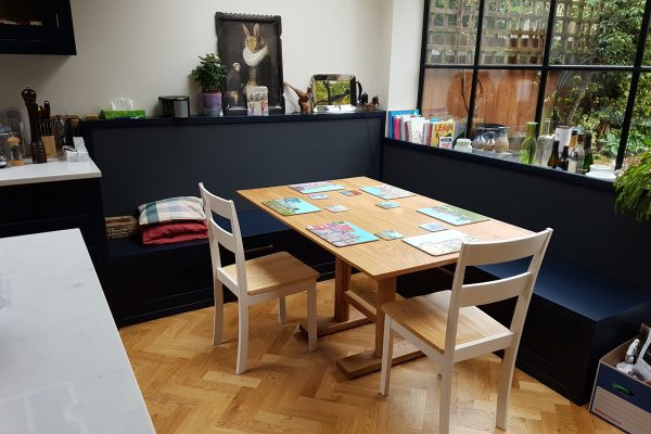 Oak dining table with turned legs, london