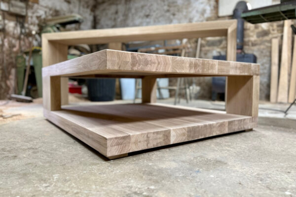 Floating oak coffee table by Makers bespoke furniture
